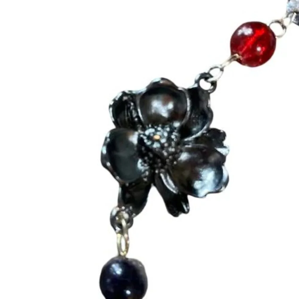 Handcrafted Tri-Color Glass Beads w/Gunmetal Floral Accent 20